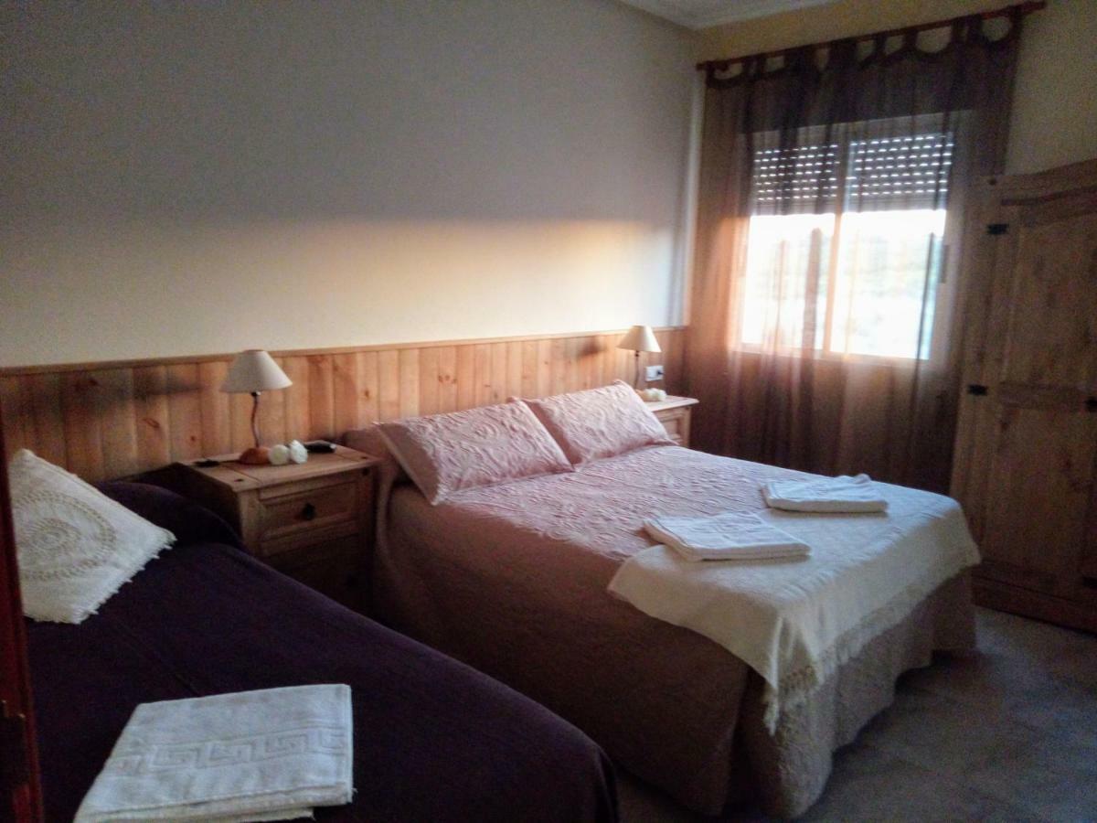 Apartamentos La Presa Guijo de Granadilla エクステリア 写真